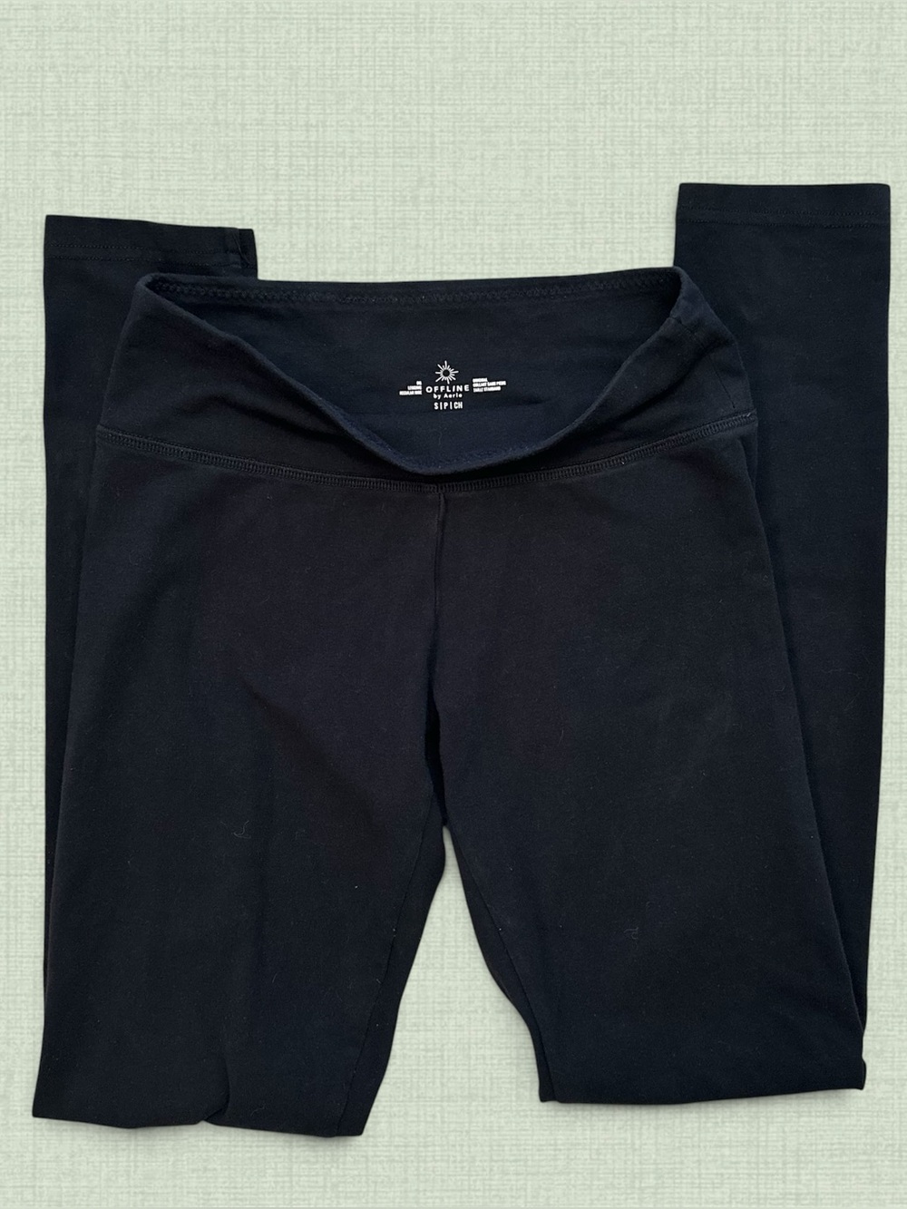 Aerie Offline Black Leggings in Size S